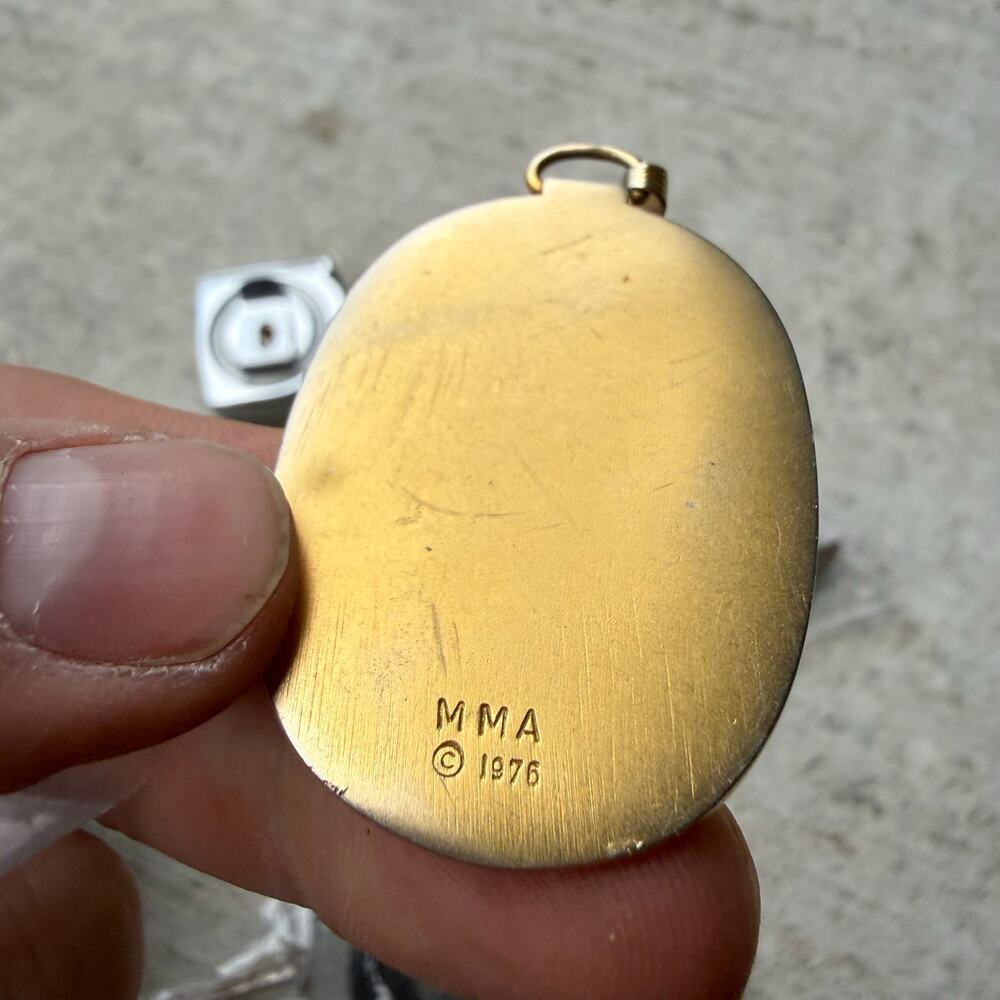 Vintage 1976 Metropolitan Museum of Art MMA Egyptian King Tut Cartouche Pendant - Picture 4 of 4